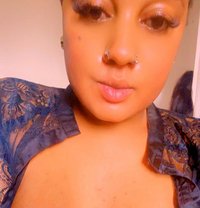 Badgirlcashina - Transsexual escort in Nairobi