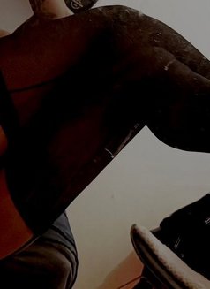 Badtrans - Transsexual escort in Riyadh Photo 1 of 2
