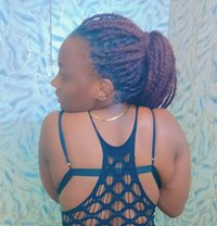 Bae - adult performer in Al Ain