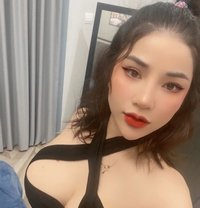 Kave - escort in Dubai