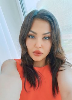 Bahar - escort in Muscat Photo 1 of 3