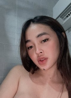 Bailey - Transsexual escort in Manila Photo 1 of 6