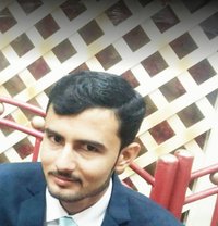 Bakhtiarshah - Male escort in Karāchi