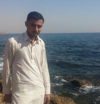 Bakhtiarshah - Male escort in Karāchi