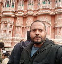 Bala - Acompañantes masculino in Pune
