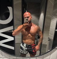 Balkar - Male escort in İstanbul Photo 11 of 13