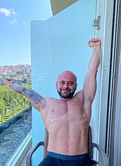 Balkar - Male escort in İstanbul Photo 12 of 13