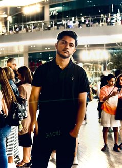 Baloch - Acompañantes masculino in Karāchi Photo 2 of 3