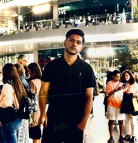 Baloch - Acompañantes masculino in Karāchi