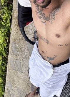 Lover_boy - Intérprete masculino de adultos in Abu Dhabi Photo 2 of 6