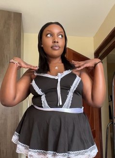 Bambi - puta in Nairobi Photo 5 of 6