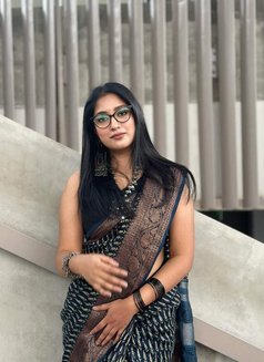 Bambi vs Sofia Nuru Mistress Lesbian, - escort in Thane Photo 3 of 6