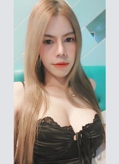 BamBam - Transsexual escort in Bangkok Photo 1 of 8