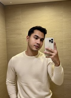 Bams Hot Massage & Sensual - Male escort in Kuala Lumpur Photo 7 of 9