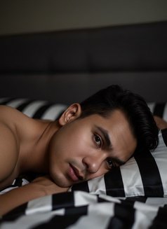 Bams Hot Massage & Sensual - Male escort in Kuala Lumpur Photo 9 of 9