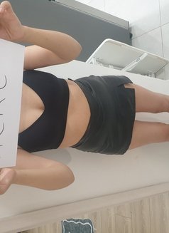 Bang - escort in Mumbai Photo 3 of 5