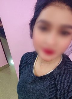 Bangalore Escorts Direct Meet With Girl - puta in Bangalore Photo 3 of 4