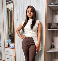 Bangalore Escorts 𝟖𝟎𝟎𝟖𝟎𝟎𝟓𝟎𝟒𝟑 - puta in Bangalore