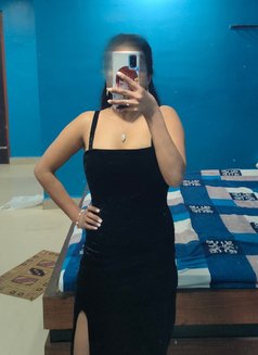 Bangalore Girl Meet and Cam Show 🦋 - puta in Bangalore Photo 1 of 2