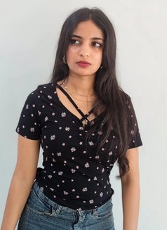 Bangalore Jinal Safe & Genuine Service - escort in Bangalore Photo 4 of 5