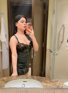 Bani - Transsexual escort in Mumbai Photo 17 of 18