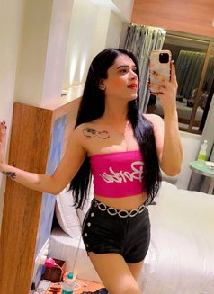 Bani With monster cock - Transsexual escort in Mumbai Photo 30 of 30