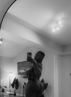 Hot chocolate - Male escort in Khobar Photo 1 of 7