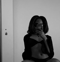 Banks - escort in Kampala