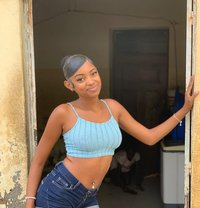 Banky - puta in New Delhi Photo 1 of 3