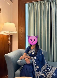 Banshi - escort in Ahmedabad Photo 4 of 6