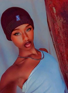Banton - Acompañantes transexual in Nairobi Photo 6 of 7