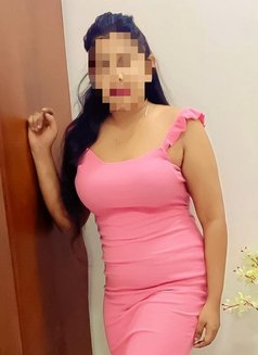 Banu - escort in Maldives Photo 3 of 13