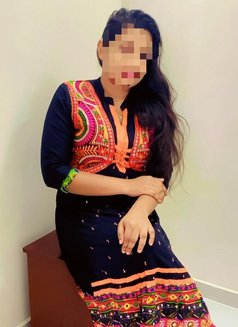Banu - escort in Maldives Photo 12 of 13