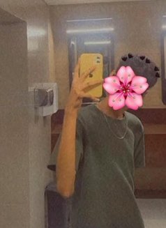 Banu - Intérprete transexual de adultos in Colombo Photo 2 of 4