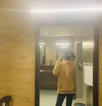 Banu - Intérprete transexual de adultos in Colombo