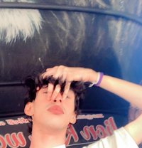 Banu - Intérprete transexual de adultos in Colombo