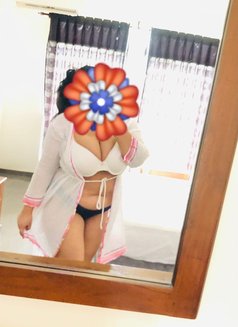 Banuki - escort in Colombo Photo 23 of 25