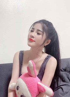 Bao Ngoc - escort in Hanoi Photo 2 of 5