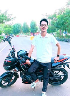 Bappon - Male escort in Navi Mumbai Photo 1 of 1