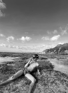 Baraa Milk - Male escort in Bali Photo 1 of 6