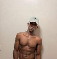 Baraka Najib - masseur in Nairobi