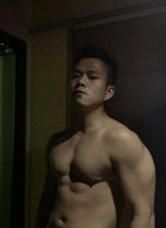 Barako Kenjo /Forcamshow/tg - Male escort in Makati City Photo 2 of 8