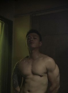 Barako Kenjo /Forcamshow/tg - Male escort in Makati City Photo 4 of 8