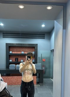 Baran Karaarslan - Male escort in Riyadh Photo 2 of 6