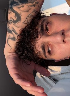 Baranjose - Male escort in Riyadh Photo 5 of 12