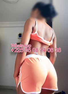 Barbara - escort in Abidjan Photo 6 of 9