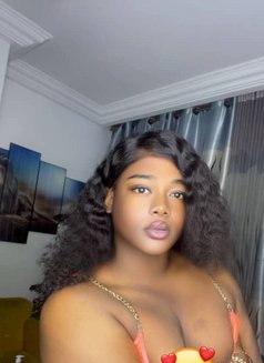 Barbara - Transsexual adult performer in Abidjan Photo 8 of 8