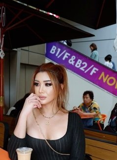 BIGCOCK TopVersatileDominantQueen - Transsexual escort in Tokyo Photo 20 of 28