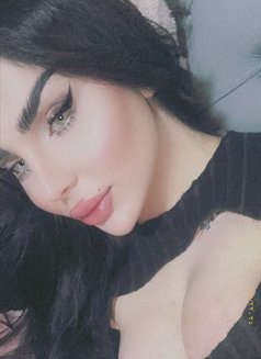 Barbe - Transsexual escort in Erbil Photo 3 of 12