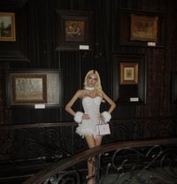 Barbie blonde - Transsexual escort in Riyadh